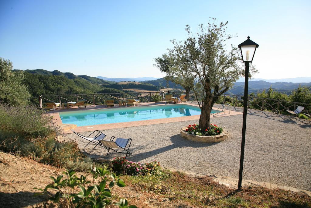 Agriturismo Monte Valentino Пьетралунга Экстерьер фото