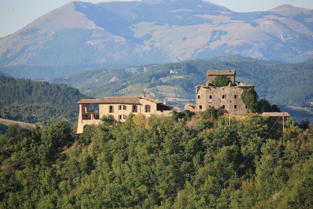 Agriturismo Monte Valentino Пьетралунга Экстерьер фото